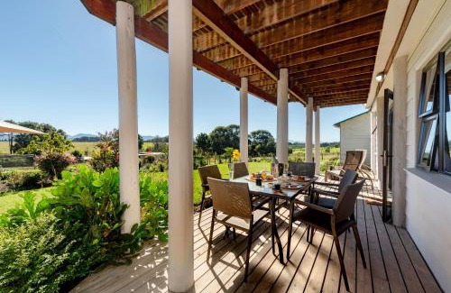 Buffalo Hills Game Reserve House | Elephant View Homestead