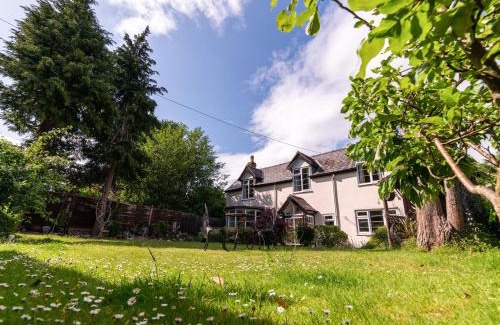 Malvern House | Eleri Cottage