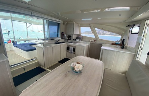 Freetown Boat Rental | Eleuthera Sailing Catamaran Adventure