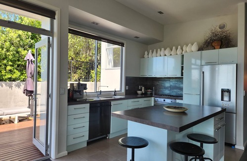 Maraetai Villa | Elevated Coastal Retreat in Maraetai