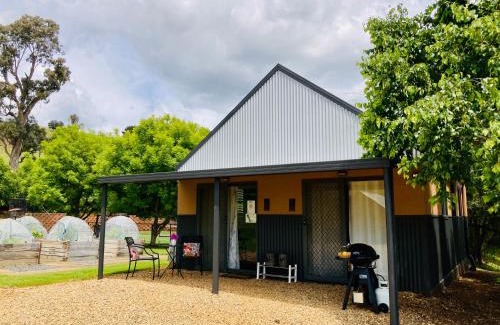Myrrhee House | Elevation652 at Mt Bellevue in King Valley