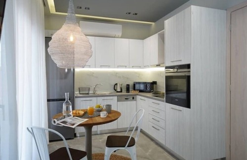 Ixia Apartment | Elia & Anthos Deluxe Suites (up to 8 people)