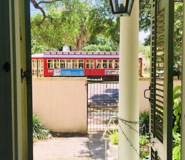 Mid-City House | Elisabeth House DOLLHOUSE, 6 BR, French Quarter, Streetcar sleeps 14!