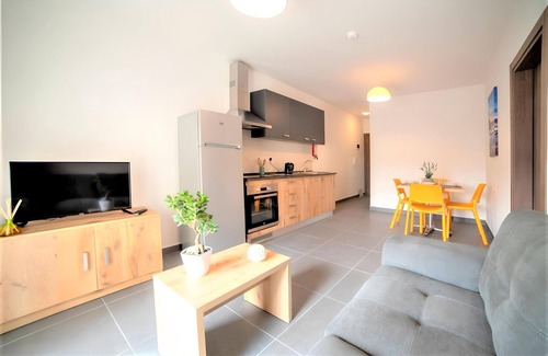 Gzira Resort | Elise Apartments