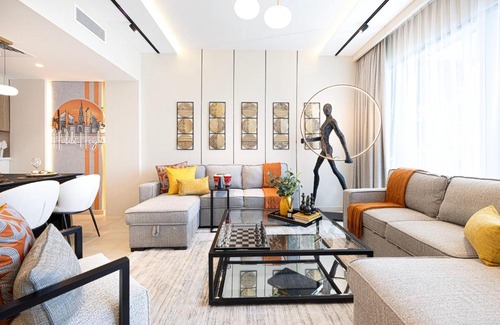 Za'abeel 2 Apartment | Elite 4 Bedroom Luxury Apartment, Burj Khalifa View, Opposite Dubai Mall, Infinity Swimming Pool