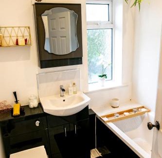 Newcastle-upon-Tyne House | Elite 49 Stays