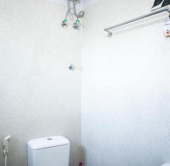 Guruvayur Apartment | Elite Dharshan H5 - AC 2 BHK Apartment near Guruvayur Temple