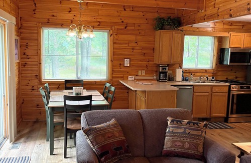 Hillman Ski Chalet | Elk Ridge at Thunder Bay Golf Resort Chalet. Pet friendly/Hot Tub/Golf Views