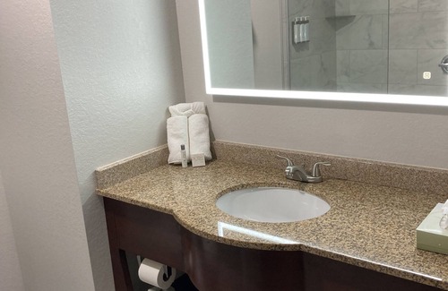 Ridgway Hotel | Elker Inn & Suites