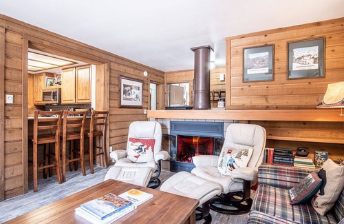 Elkhorn Village Condo | Elkhorn Bluff Condo with Community & Resort Amenities