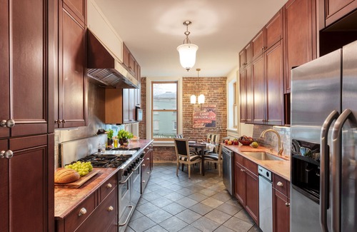 Saugerties House | Elliot by AvantStay | Historic Character Home in Great Location!