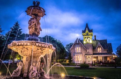 Ingersoll Hotel | Elm Hurst Inn & Spa
