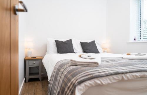 Radbourne House | Elm Lodge