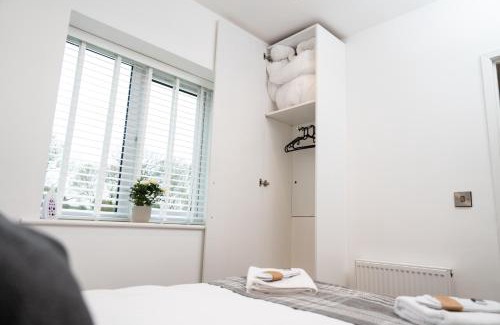 Radbourne House | Elm Lodge
