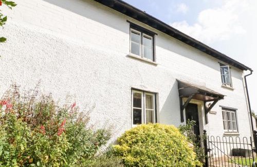 Quedgeley House | Elmhurst Cottage