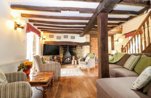Quedgeley House | Elmhurst Cottage