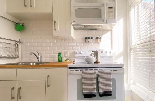 Elora Apartment | Elora Studio Apartment