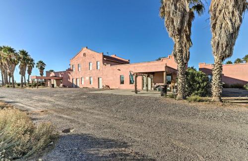 Eleven Mile Corner Apartment | Eloy Desert Oasis with Courtyard and Pool Access!