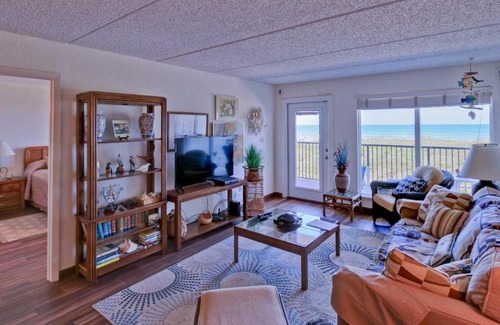 South Padre Island Apartment | EMBASSY 202 condo