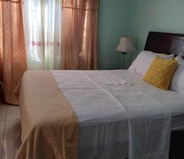 Saint Andrew Apartment | Embassy deluxe 2