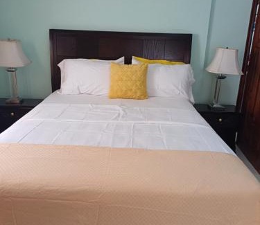 Saint Andrew Apartment | Embassy deluxe 2