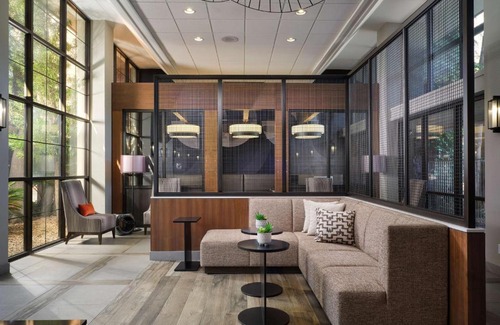 Tucson Hotel | Embassy Suites by Hilton Tucson East