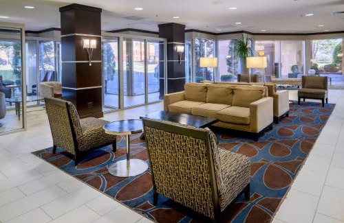 Bridgeton Hotel | Embassy Suites by Hilton St Louis Airport