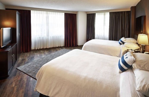 Friendship Heights Hotel | Embassy Suites by Hilton Washington DC Chevy Chase Pavilion