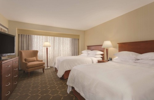 Centennial Hotel | Embassy Suites Hotel Denver Tech Center