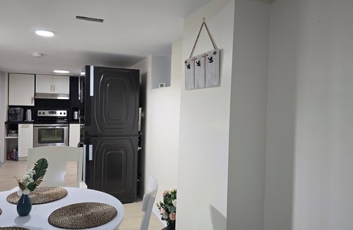 Russell Apartment | Embrun Getaway Near Calypso | 1BR, Kitchen, Laundry, Free Parking