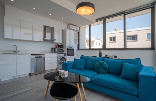 Universal Apartment | Emerald 101 1 BED - One Bedroom Apartment, Sleeps 2