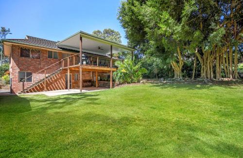 Emerald Beach House | Emerald Adventure House