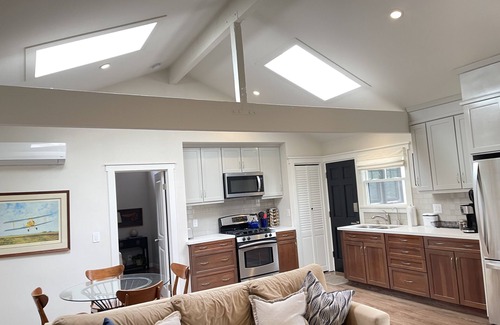 Coronado Cottage | Emerald City Cottage