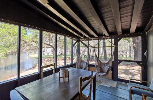 Shreveport House | Emerald Cove Cabin- Lake Front With Kayaks!