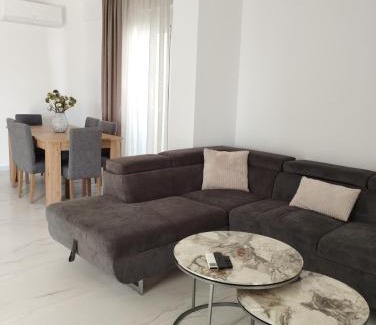 Assos-Lechaio Apartment | Emerald