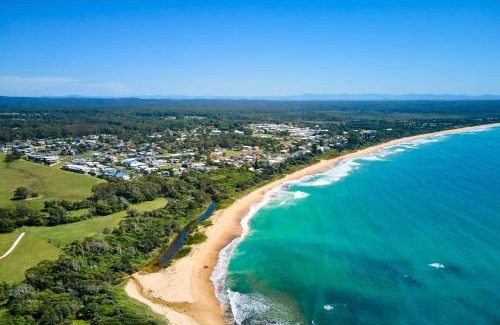 Diamond Beach House | Emerald Sands