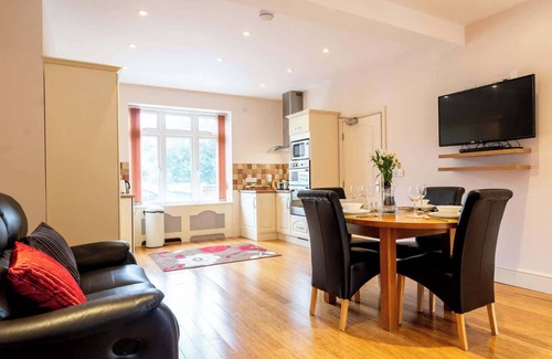 Caister-on-Sea Apartment | Emerald Spacious apartment near the Sea