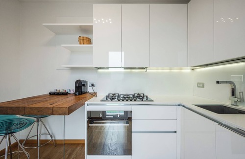 Old Town Apartment | Emilia Suite Street