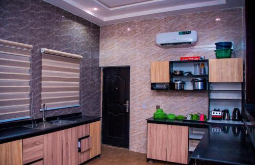 Ado Ekiti Villa | Emirates Apartment
