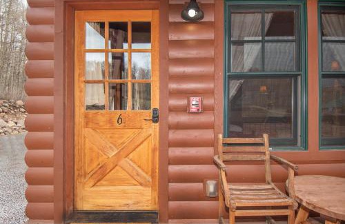 Paonia House | EML 6 Hidey-Hole Cabin
