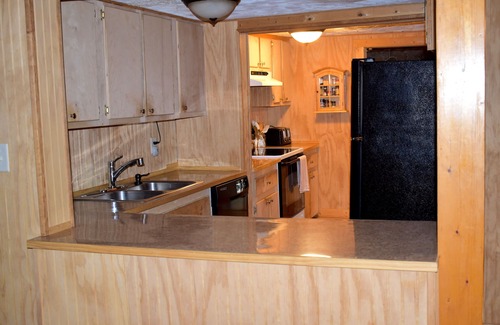 Robbinsville Cabin | Emory Lodge located on West Buffalo Creek