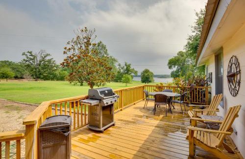 Emory House | Emory Vacation Rental with Lake Fork Boat Access!