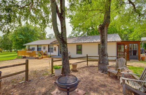 Emory House | Emory Vacation Rental with Lake Fork Boat Access!