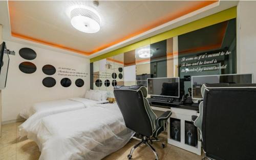 Cheonan Hotel | Empire Motel