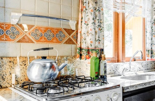Santo Amaro da Imperatriz House | Empress Mansion: Hot Springs and Nature.