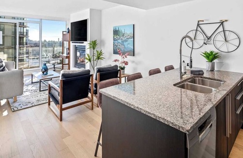 Downtown Victoria Condo | Empress Shores - your stylish home away from home in downtown Victoria!