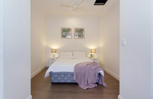 Beaconsfield Apartment | Emu at White Gum Lodge