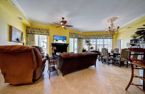 Silver Sands Beach Apartment | En Soleil #121 West