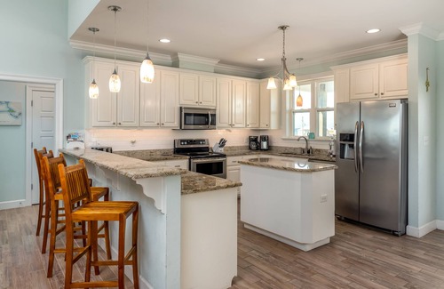 Dauphin Island House | Encantado | Beach Front. Pool. Sunset Views