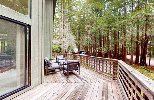 Anchor Bay House | Enchanted Meadows